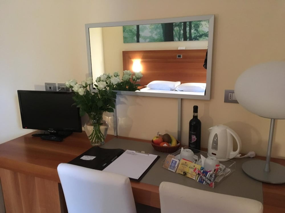 Фото Hotel Langhe & Monferrato