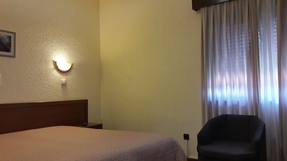 Фото Pensao Residencial Santa Luzia