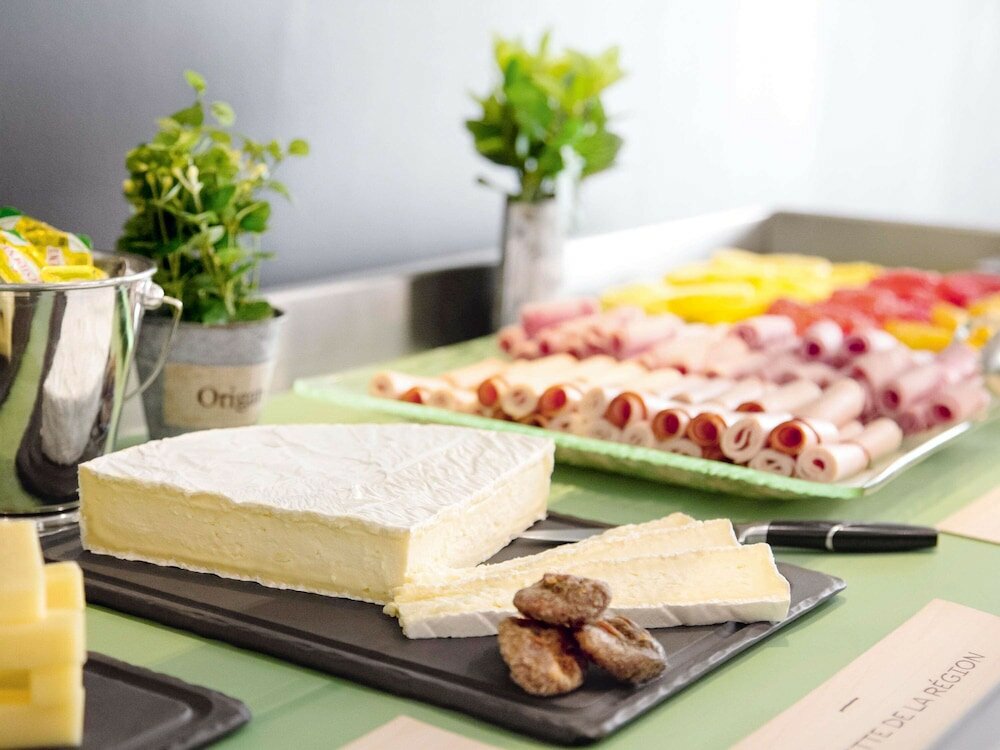 Фото Novotel Toronto Centre