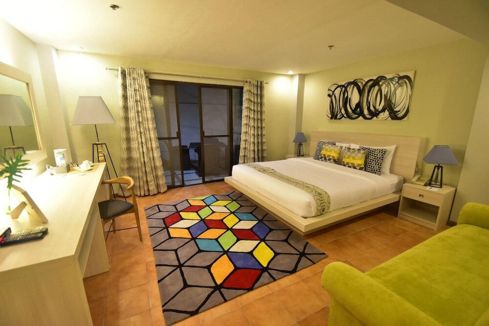 Фото Almont City Hotel