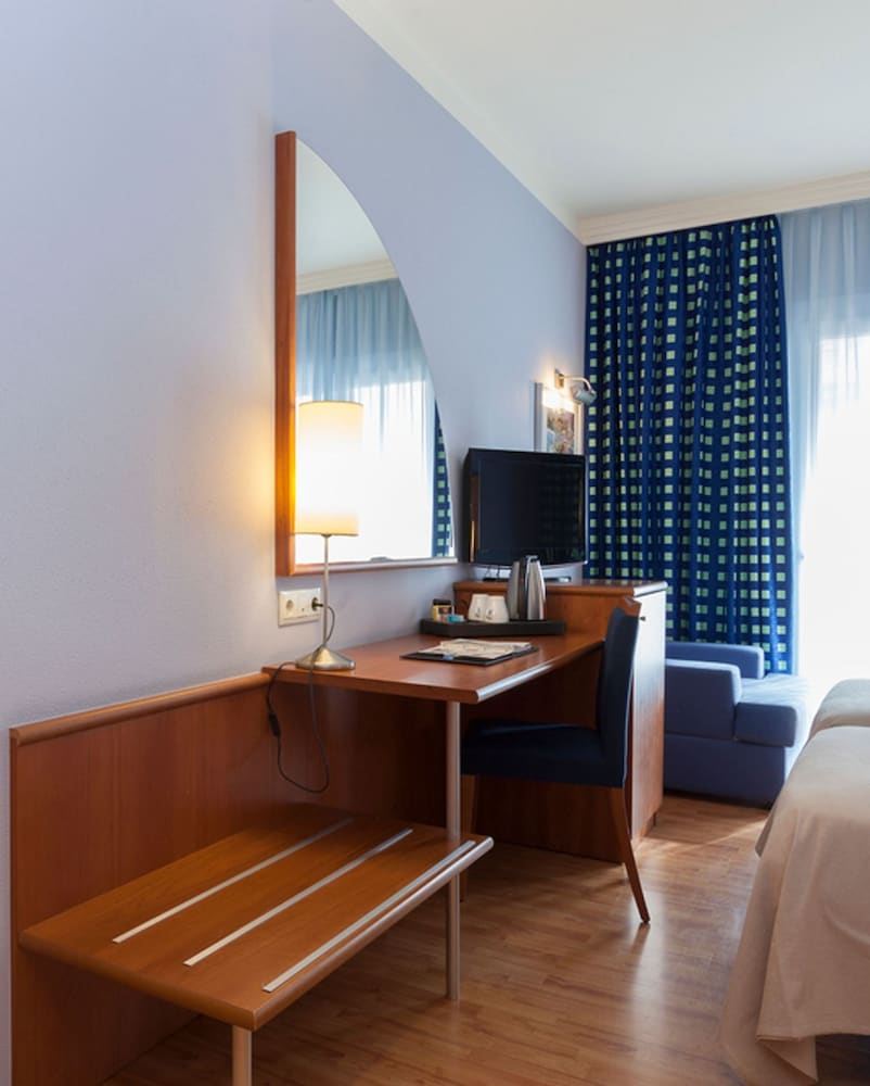 Фото Hotel Delfín