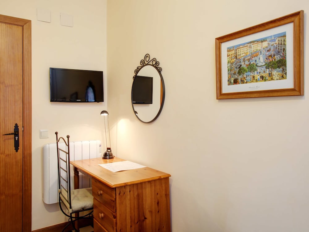 Фото Malaga Lodge