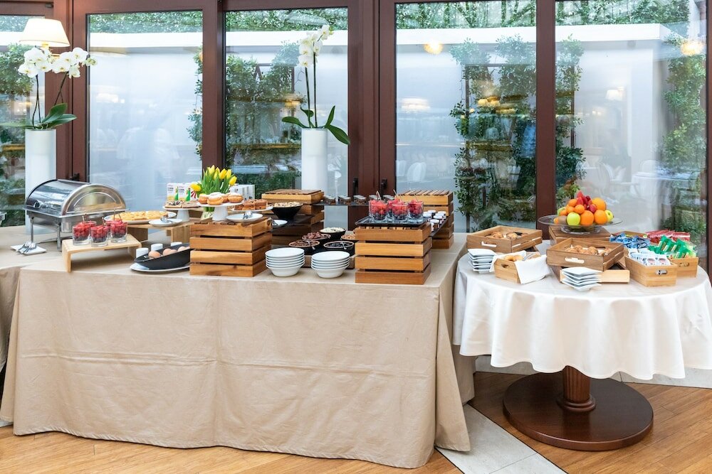 Фото Le Premier Boutique Hotel