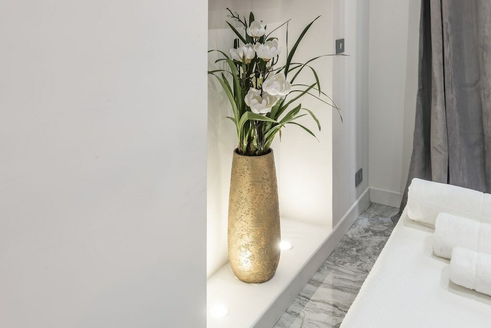 Фото Daphne Luxury Suites