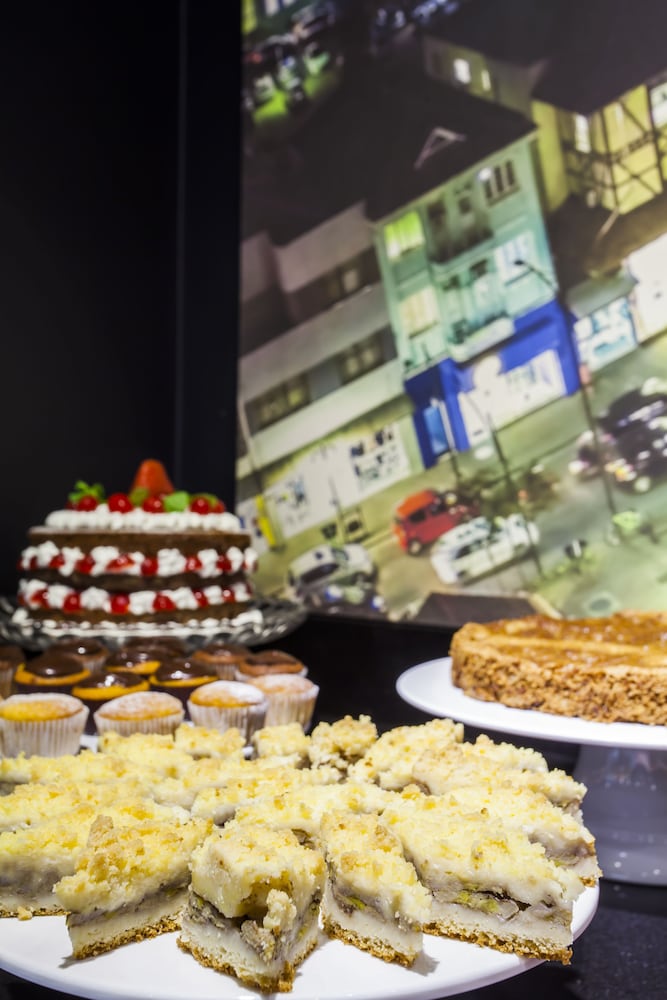 Фото Santa Inn Hotel