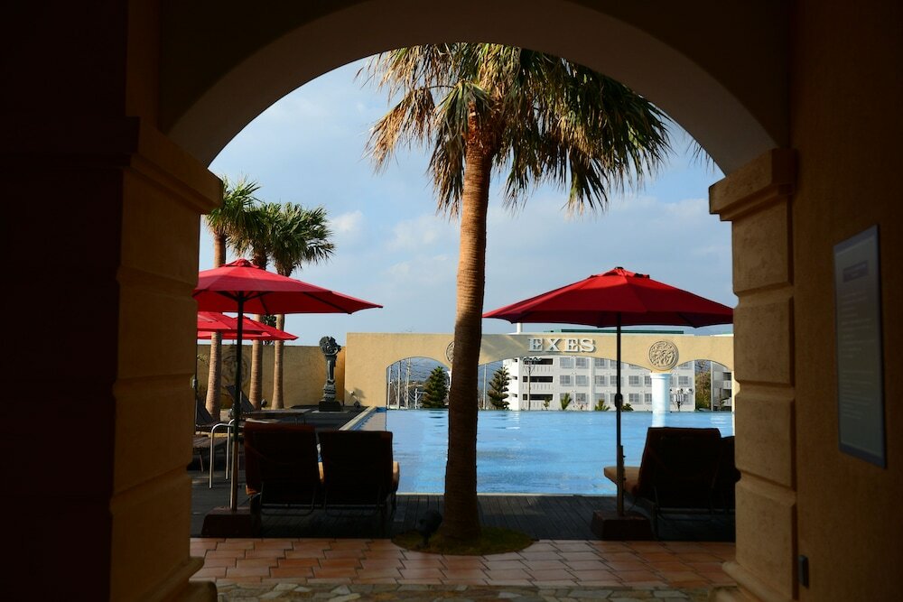 Фото Okinawa Kariyushi Resort Exes Onna