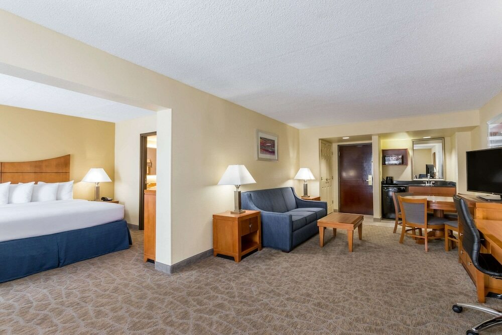 Фото Wingate by Wyndham Convention Ctr Closest Universal Orlando