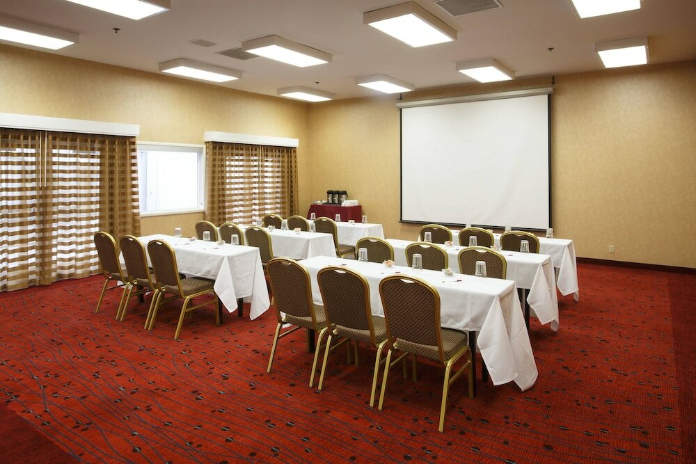 Фото Residence Inn by Marriott La Mirada