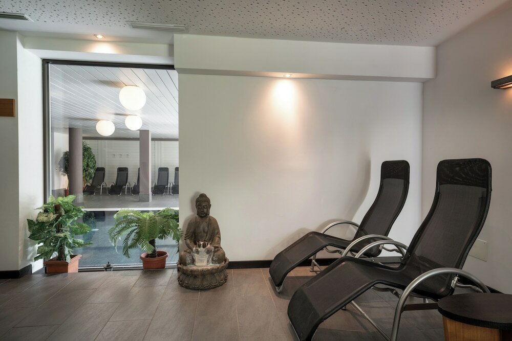 Фото Alpine City Wellness Hotel Dominik