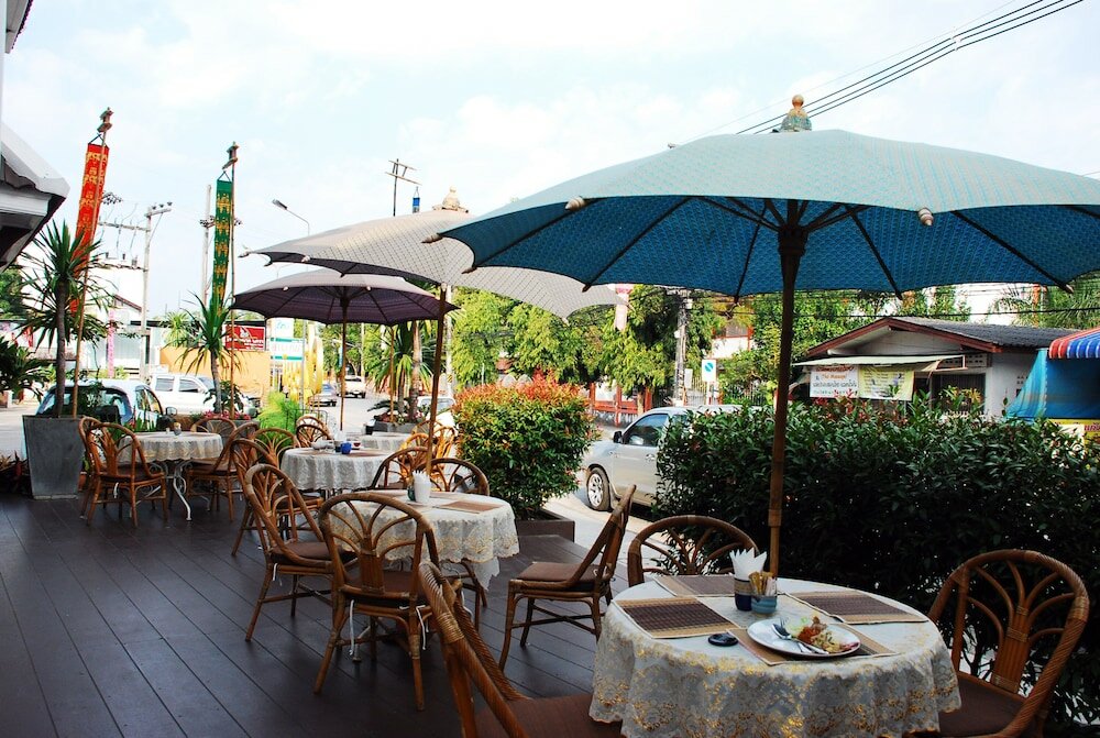 Фото Nak Nakara Hotel