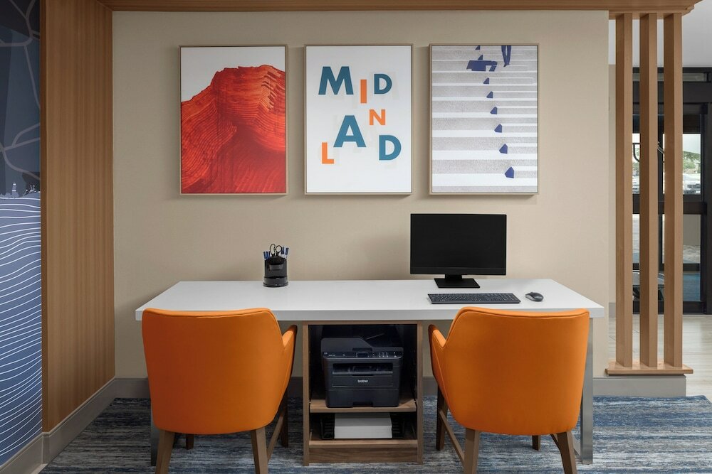 Фото Holiday Inn Express & Suites Midland Loop 250, an Ihg Hotel