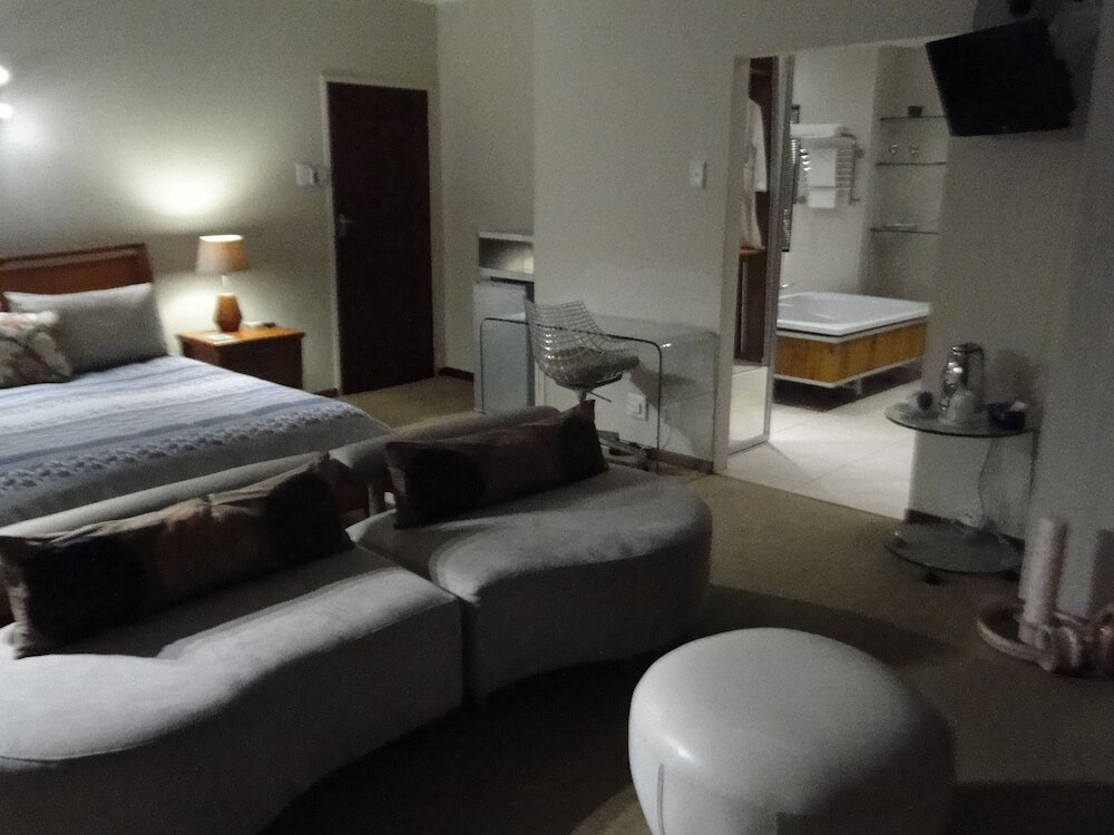 Фото Bluewater Beach Accommodation