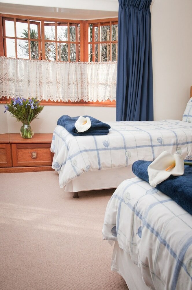 Фото At Winkfield House