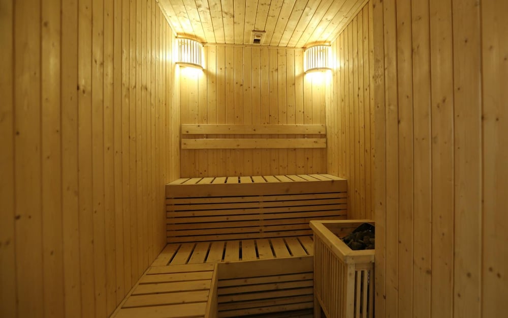 Фото Belmont Hotel Manila