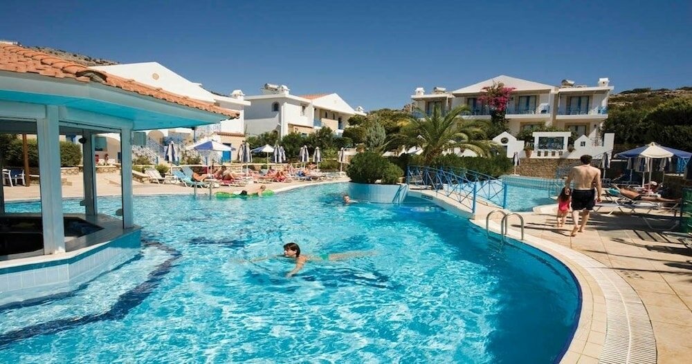 Фото Pefki Islands Resort