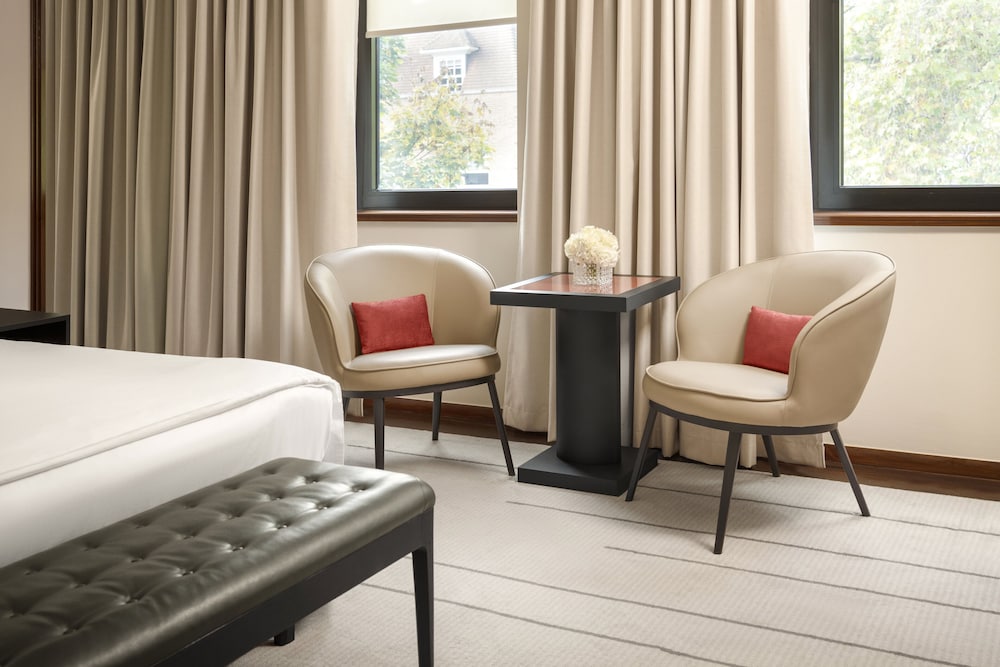 Фото Como The Halkin