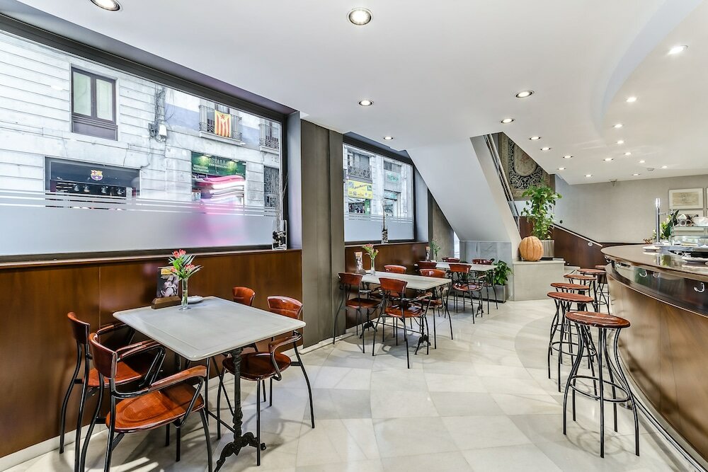 Фото Hotel Suizo