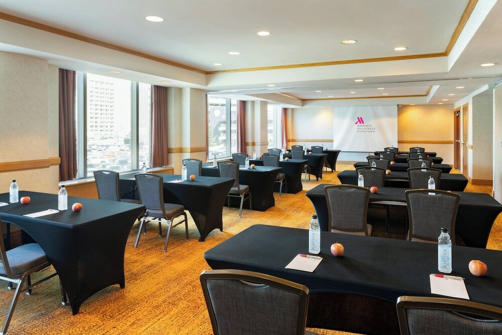 Фото Marriott Anchorage Downtown