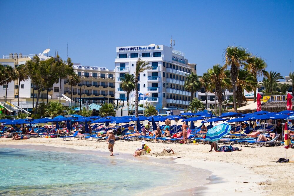 Фото Anonymous Beach Hotel
