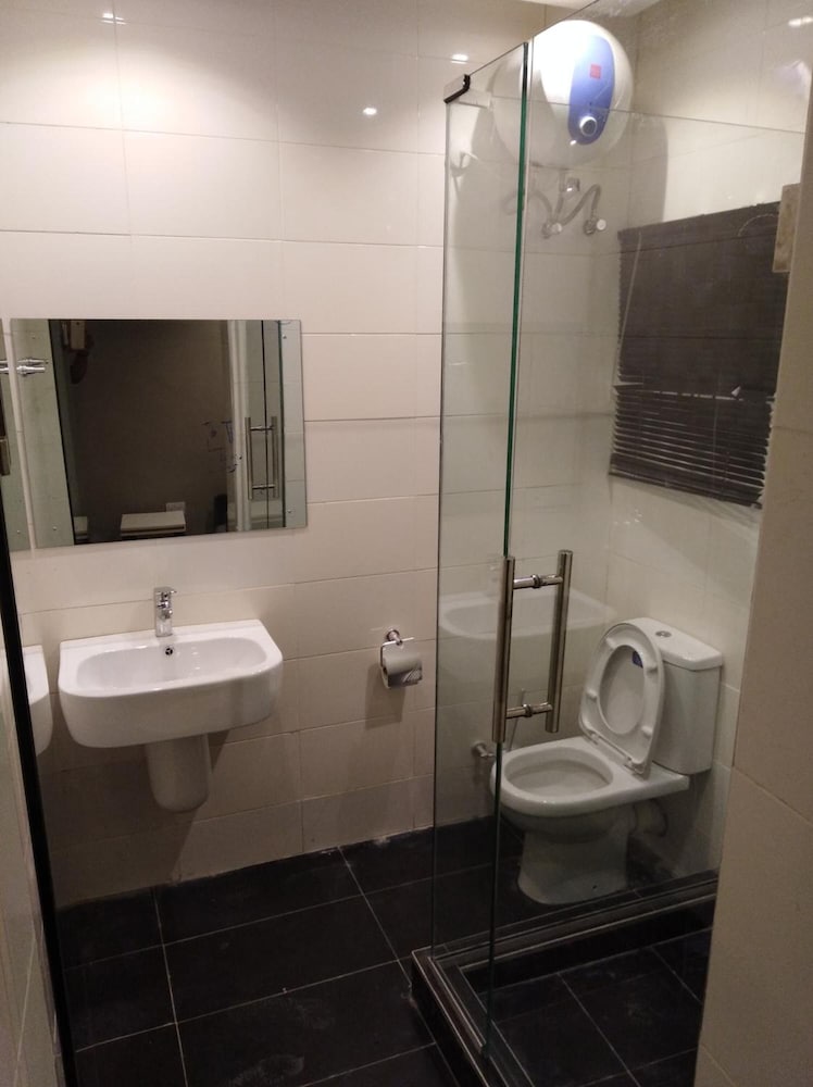 Фото Blackwood Hotel