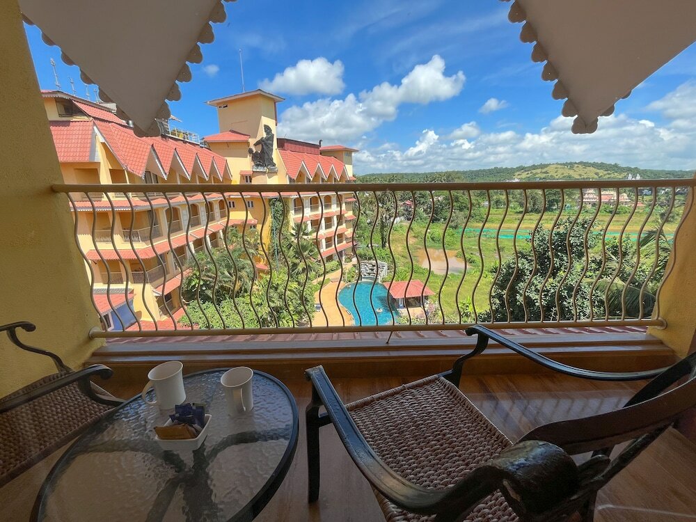 Фото Acron Candolim Regina