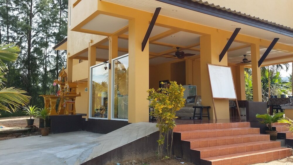 Фото Khaolak Summer House Resort 2