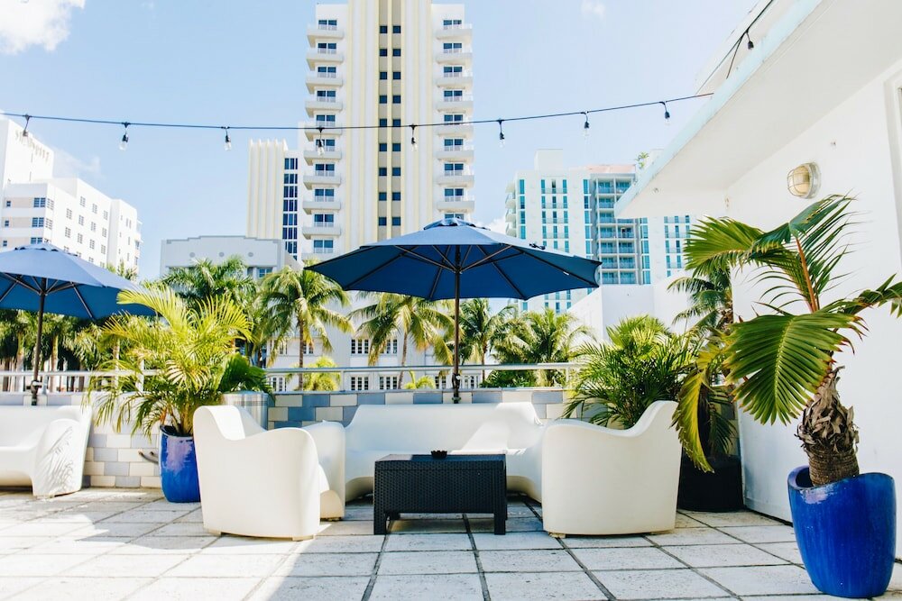 Фото Aqua Hotel & Suites