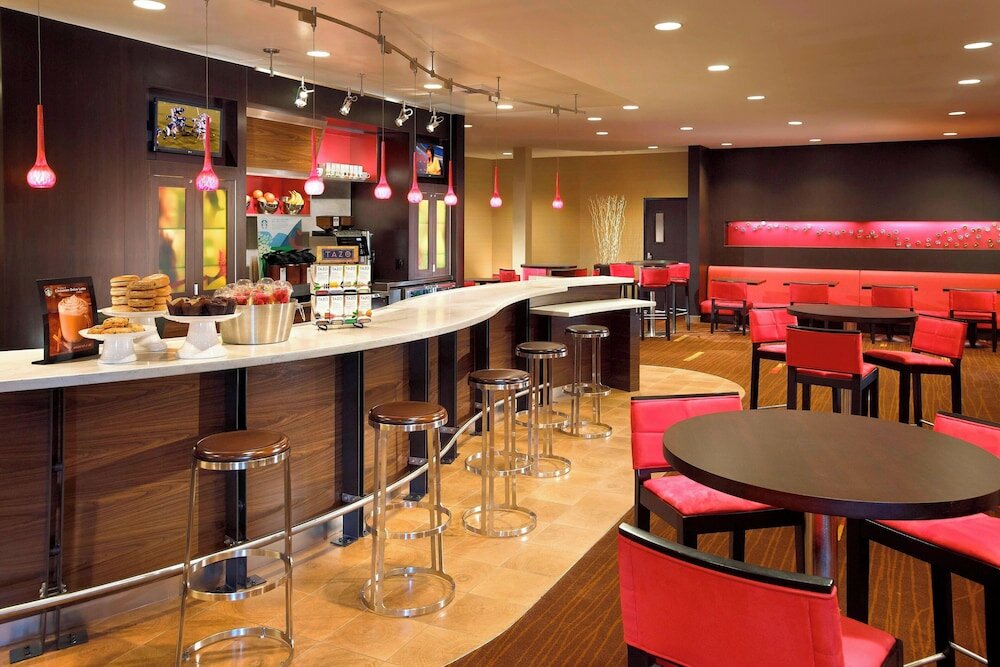 Фото Courtyard Anaheim Resort/Convention Center