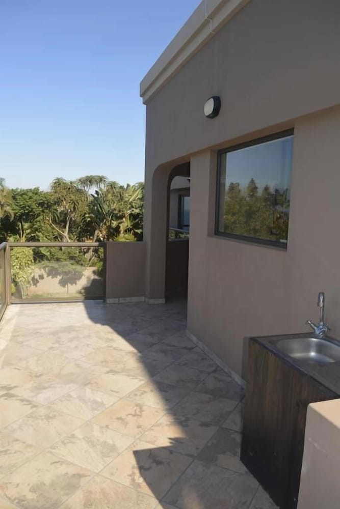 Фото Beach Retreat Guest House