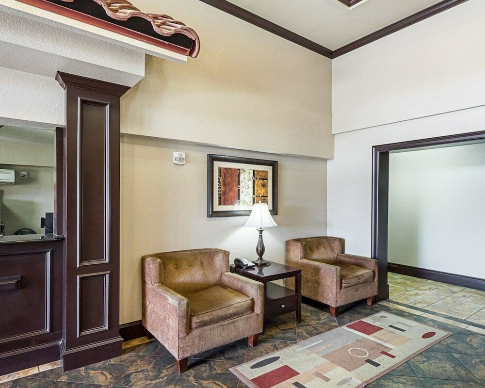 Фото SureStay Plus Hotel by Best Western San Antonio North