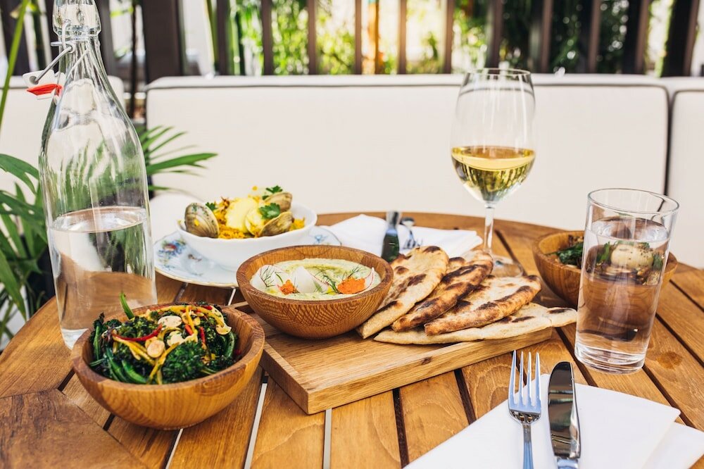 Фото Kimpton La Peer Hotel