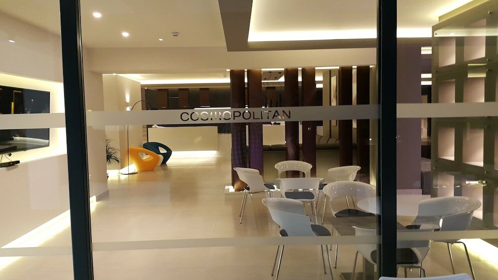 Фото Cosmopolitan Hotel