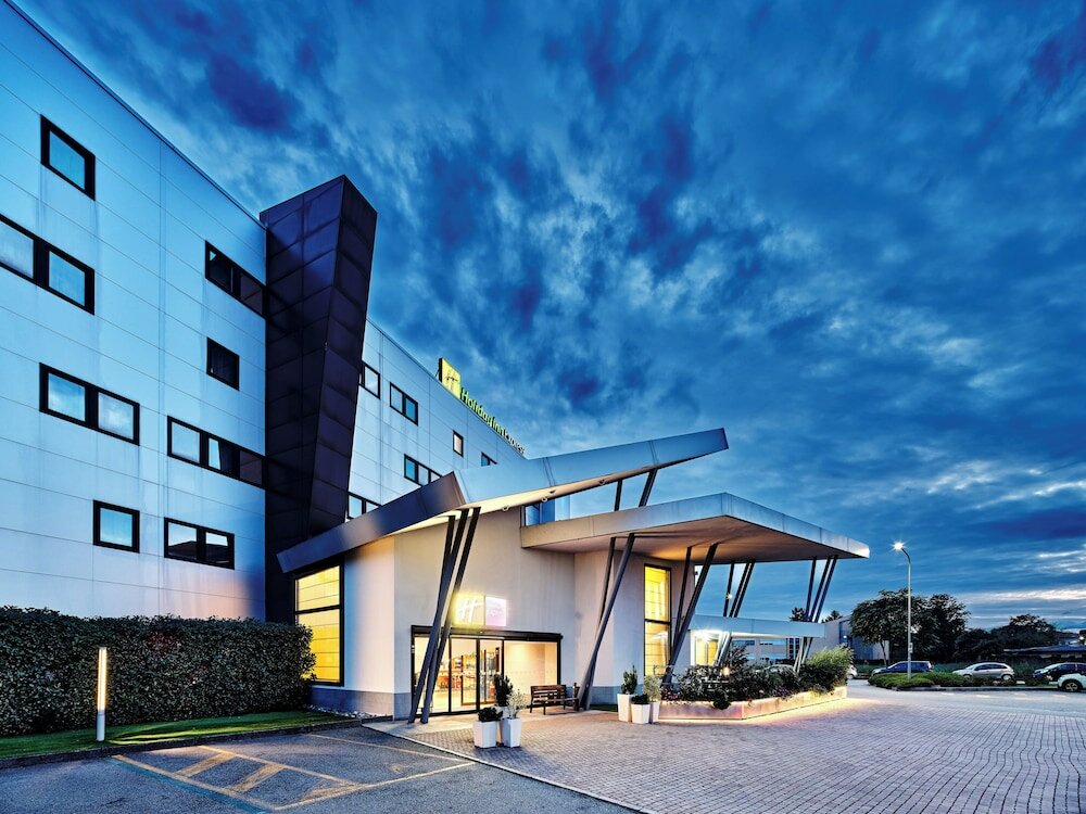 Фото Holiday Inn Express Milan - Malpensa Airport, an Ihg Hotel