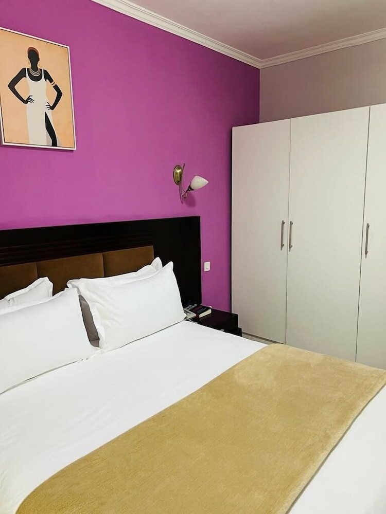 Фото Nomad's Court Lodge