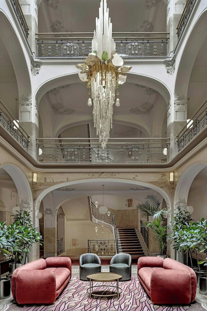 Фото отеля 1