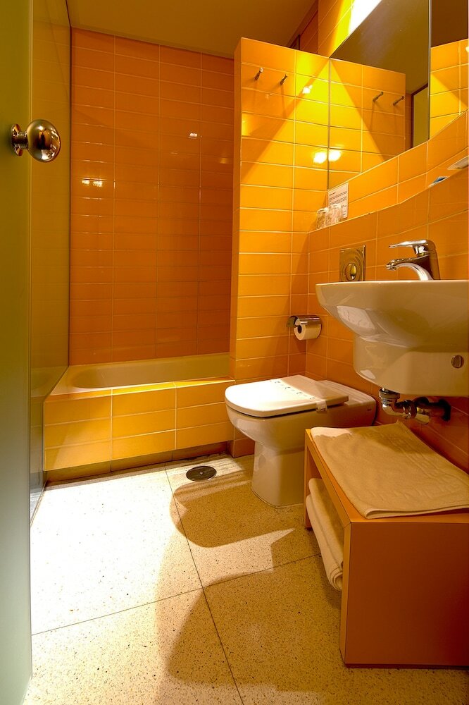 Фото Hostal Albany