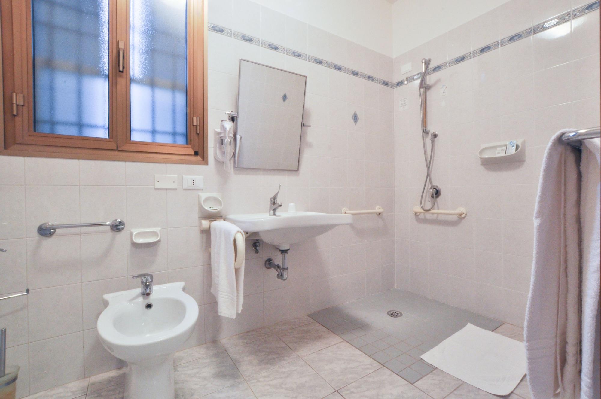 Фото Hotel Villa Azzurra