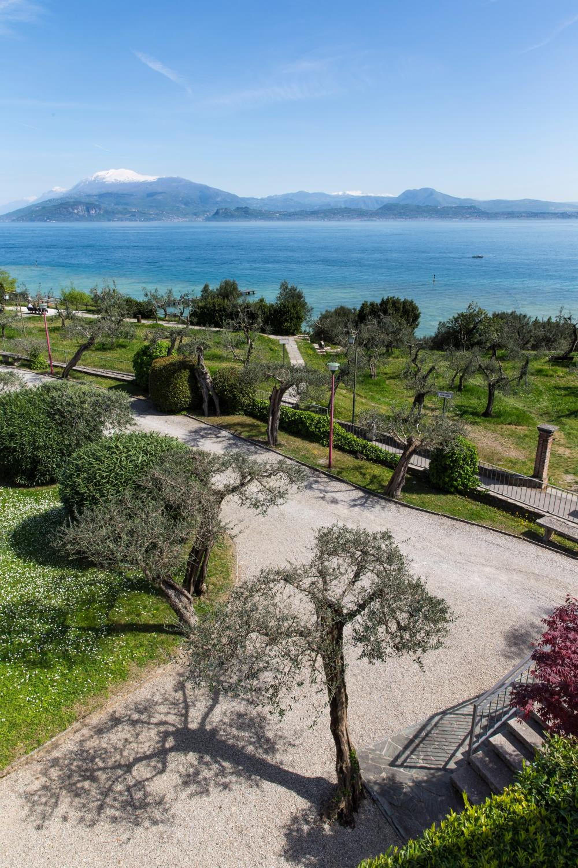 Фото Hotel Mon Repos