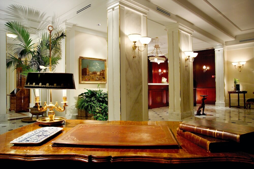 Фото Palazzo Montebello