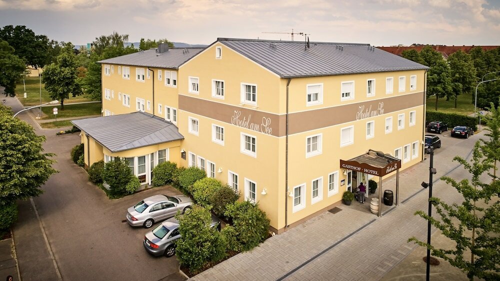 Фото отеля 3