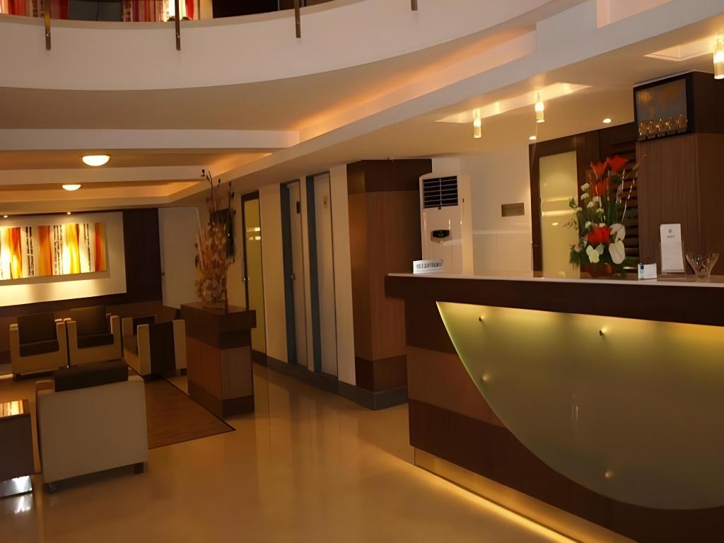 Фото Kapila Business Hotel