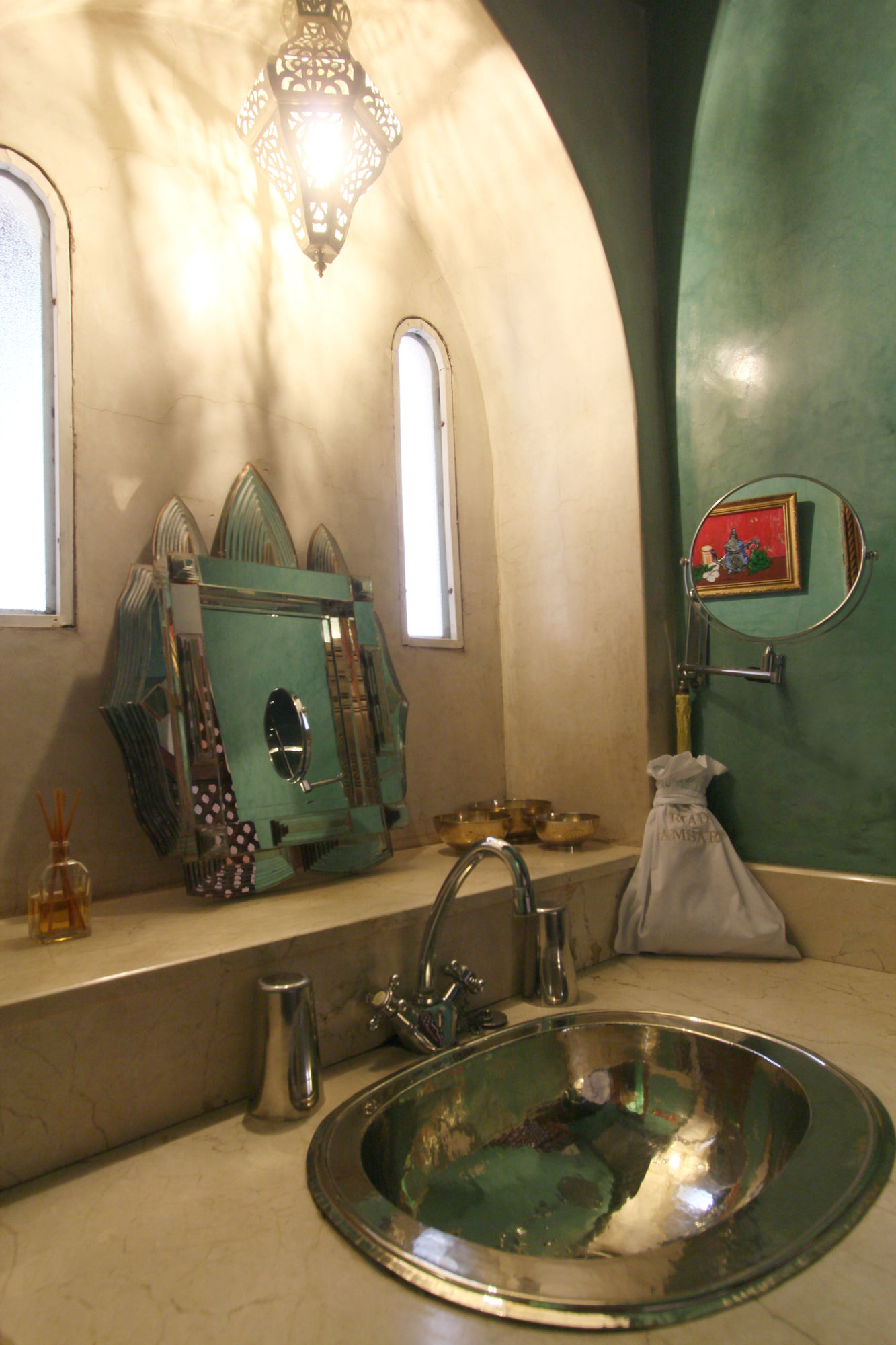 Фото Riad Samsara