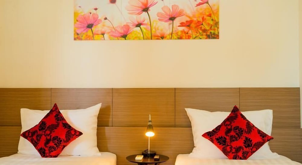 Фото Smile Hotel