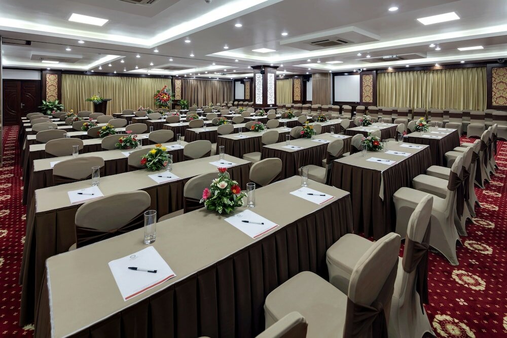 Фото Center Hotel Bac Ninh