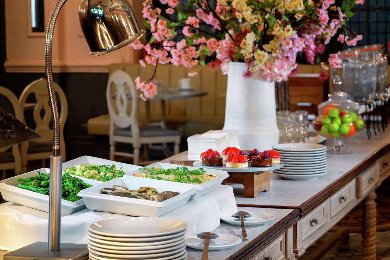 Фото Hilton London Hyde Park