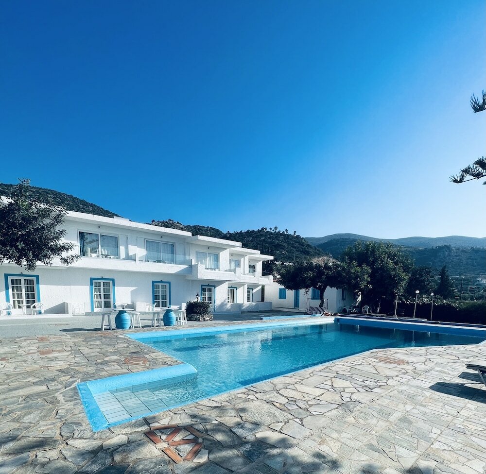 Фото отеля 3