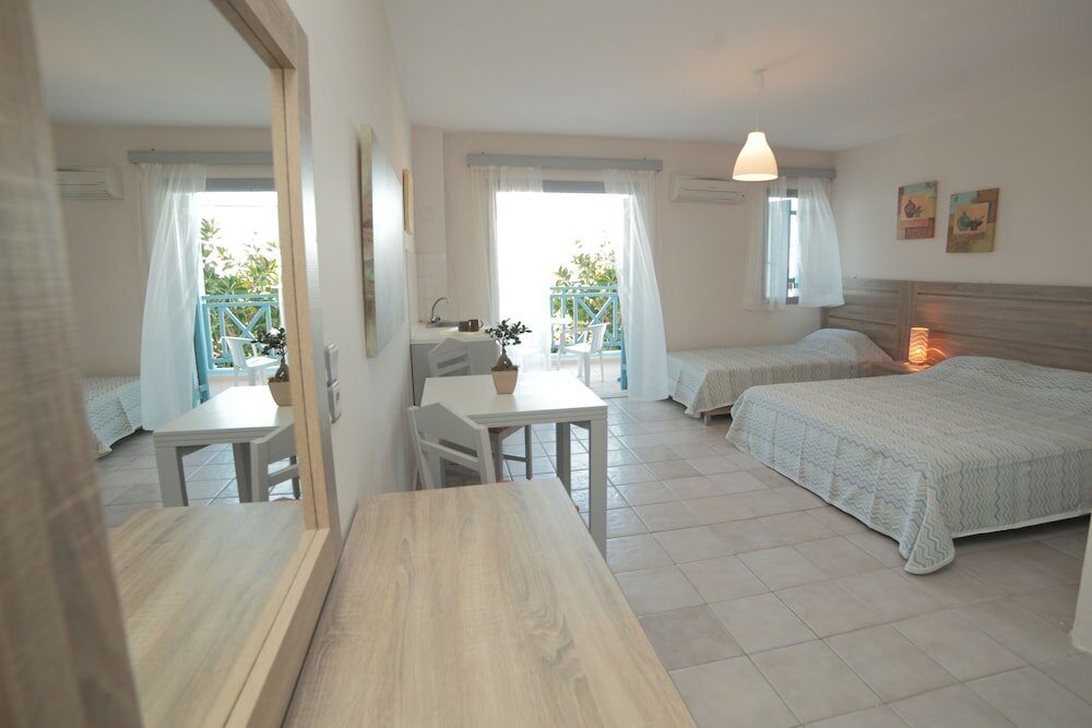 Фото Marilisa Hotel