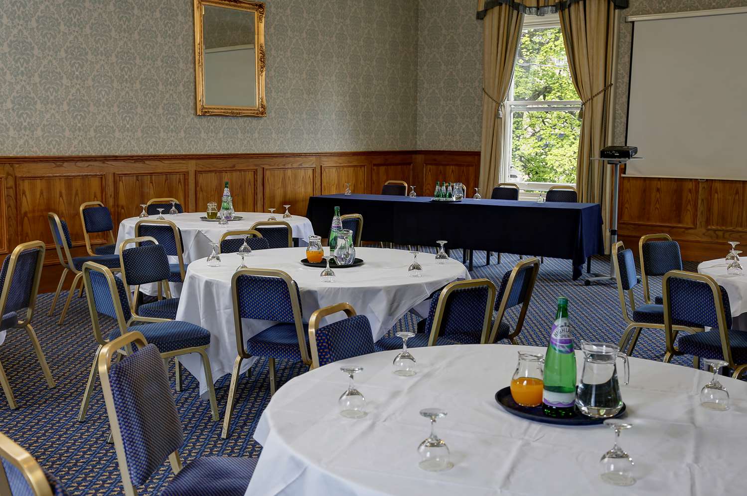 Фото Best Western Queens Hotel