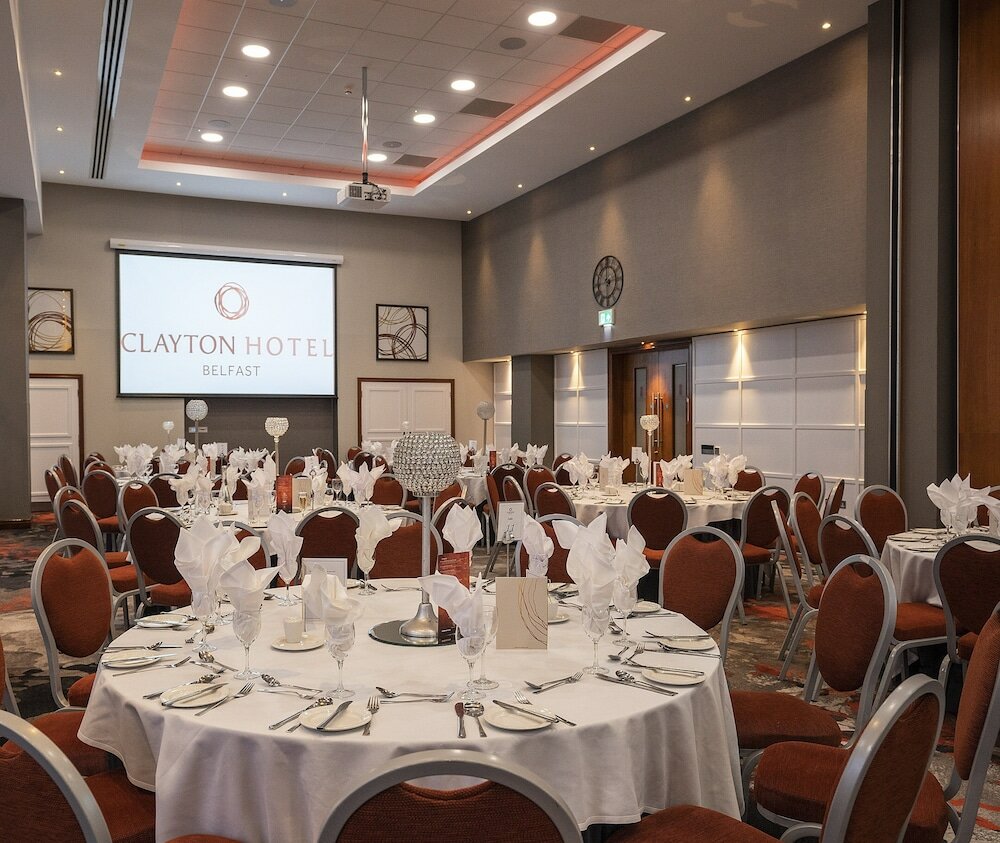 Фото Clayton Hotel Belfast