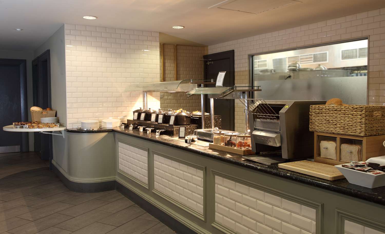 Фото DoubleTree by Hilton Glasgow Strathclyde